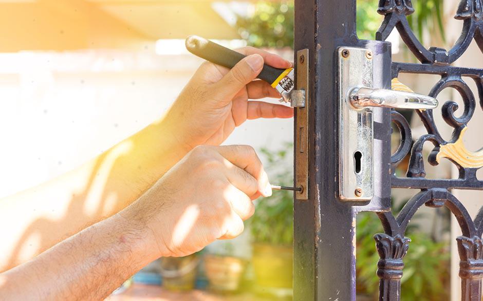 changer serrure porte blindée prix Courbevoie