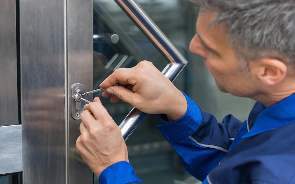 serrure porte de garage basculante Mallemort